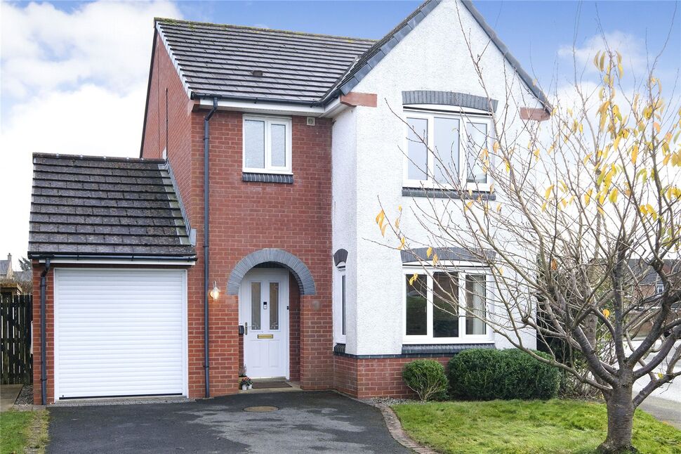 3 bedroom Detached House for sale