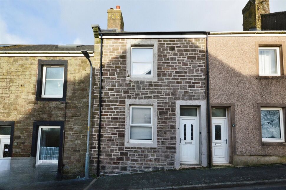 3 bedroom Mid Terrace House for sale