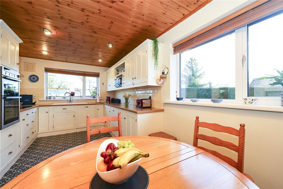 Kitchen / Breakfast Room