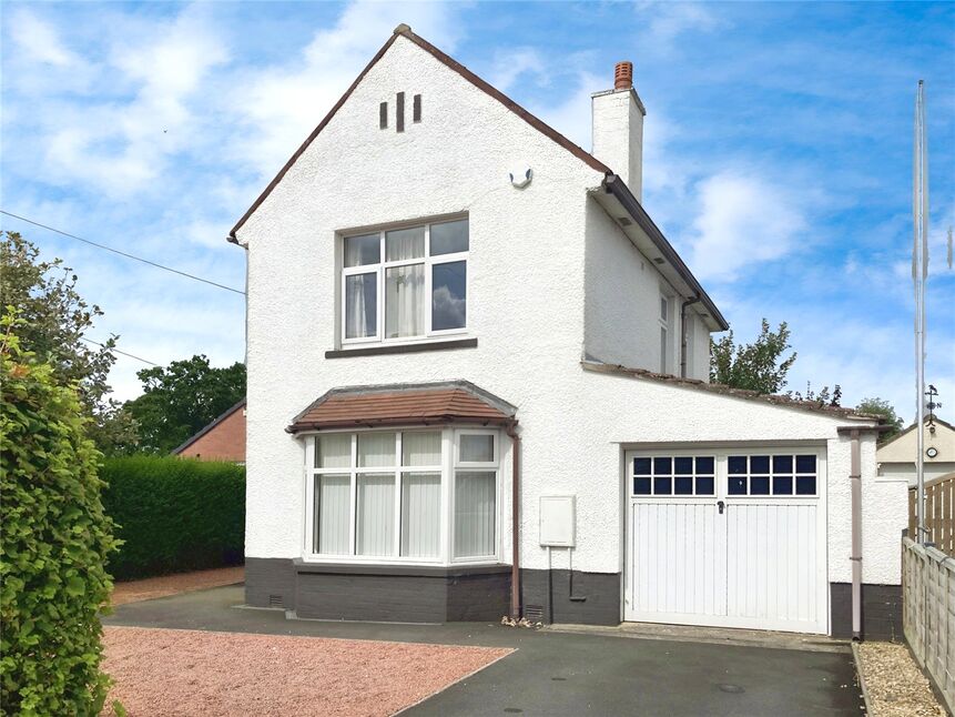 3 bedroom Detached House for sale