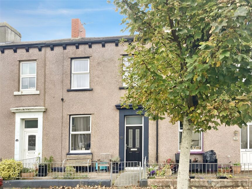 3 bedroom Mid Terrace House for sale