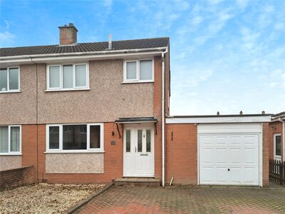 Springfields, 3 bedroom Semi Detached House to rent, £800 pcm