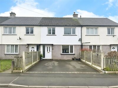 Park Road, 3 bedroom Mid Terrace House for sale, £145,000