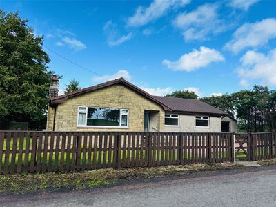 3 bedroom Detached Bungalow to rent