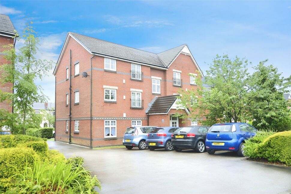 Main image of 2 bedroom  Flat to rent, Dixon Green Drive, Farnworth, Bolton, BL4