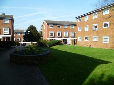 Cotelands, 1 bedroom  Flat to rent, £1,295 pcm