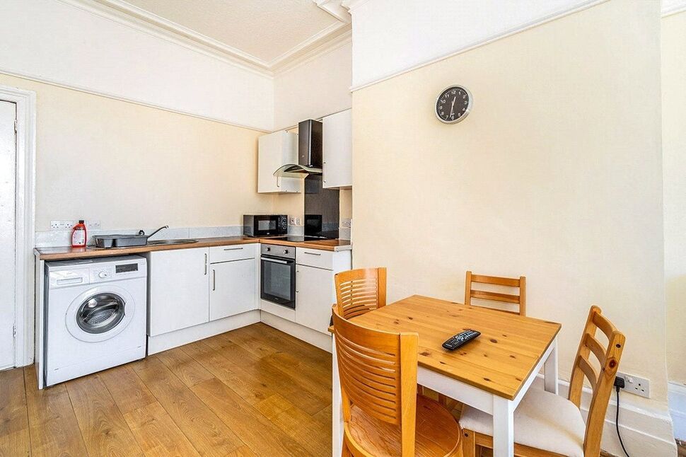 1 bedroom  Flat to rent