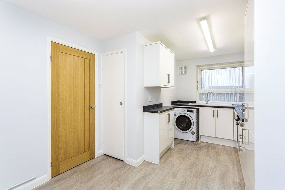 Main image of 3 bedroom  Flat to rent, Larkwhistle Walk, Havant, Hampshire, PO9