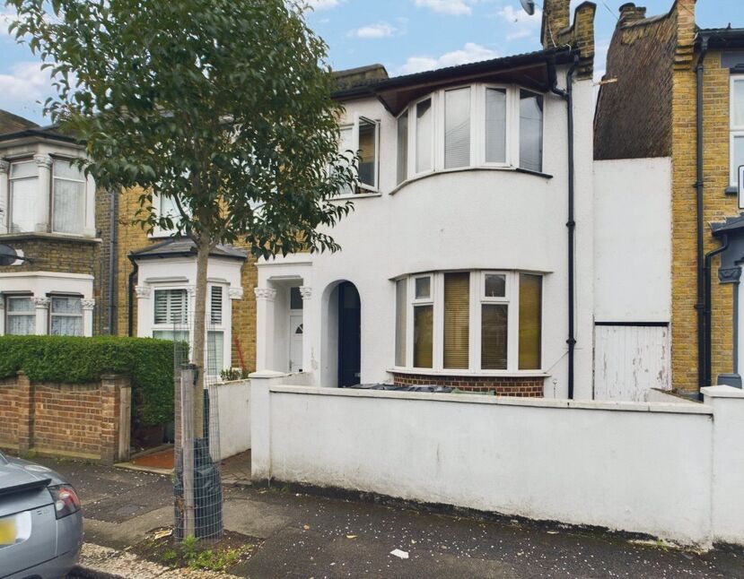 Main image of 3 bedroom End Terrace House for sale, Mayville Road, Leytonstone, London, E11