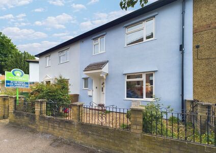 Matlock Road, 3 bedroom Mid Terrace House for sale, £525,000