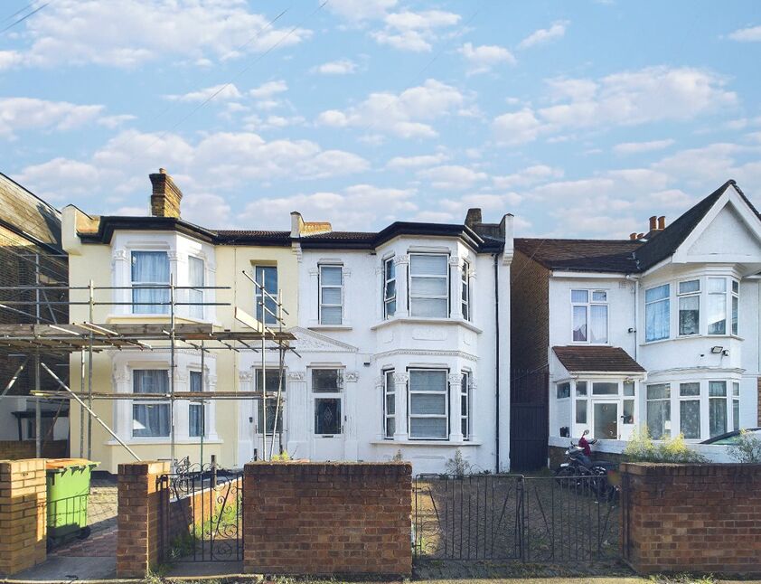 Main image of 4 bedroom Semi Detached House for sale, Atherton Road, Forest Gate, E7