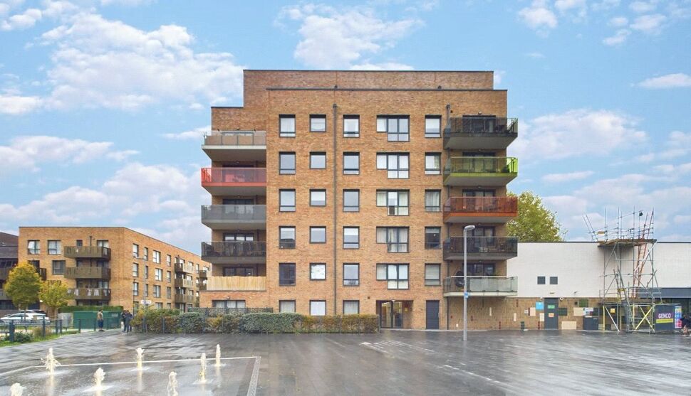 Main image of 1 bedroom  Flat for sale, Troubridge Square, Walthamstow, E17