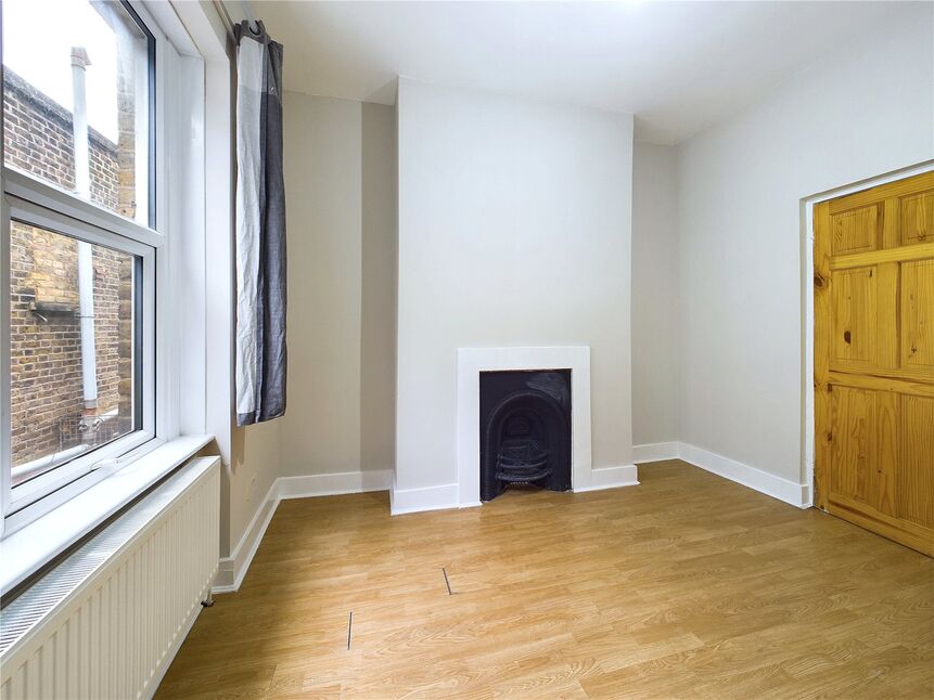 Main image of 1 bedroom  Flat to rent, Hoe Street, Walthamstow, London, E17