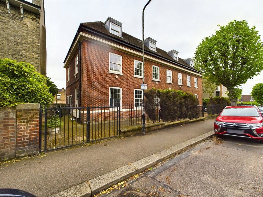 Main image of 2 bedroom  Flat to rent, Grosvenor Park Road, London, E17