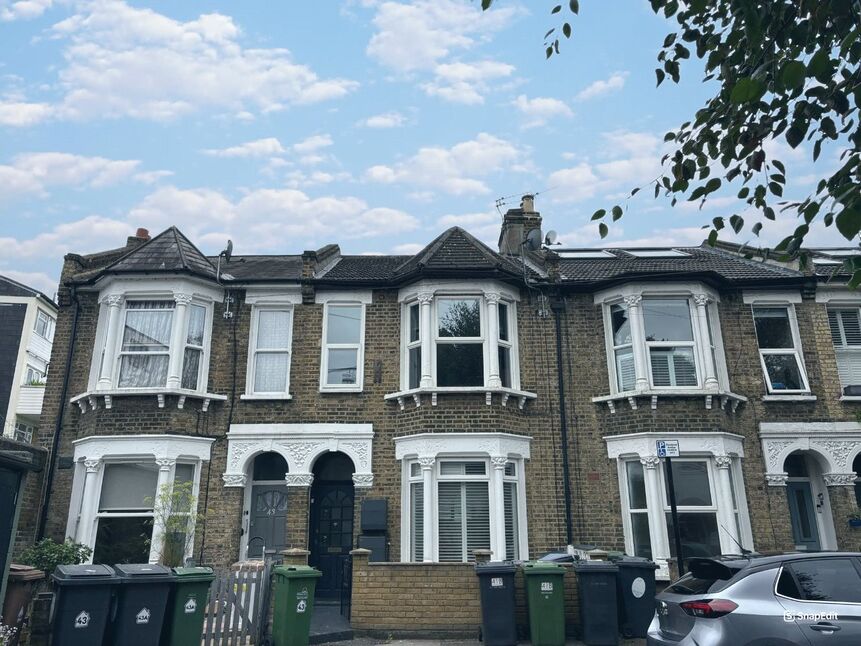 Main image of 2 bedroom  Flat for sale, Haroldstone Road, Walthamstow, E17