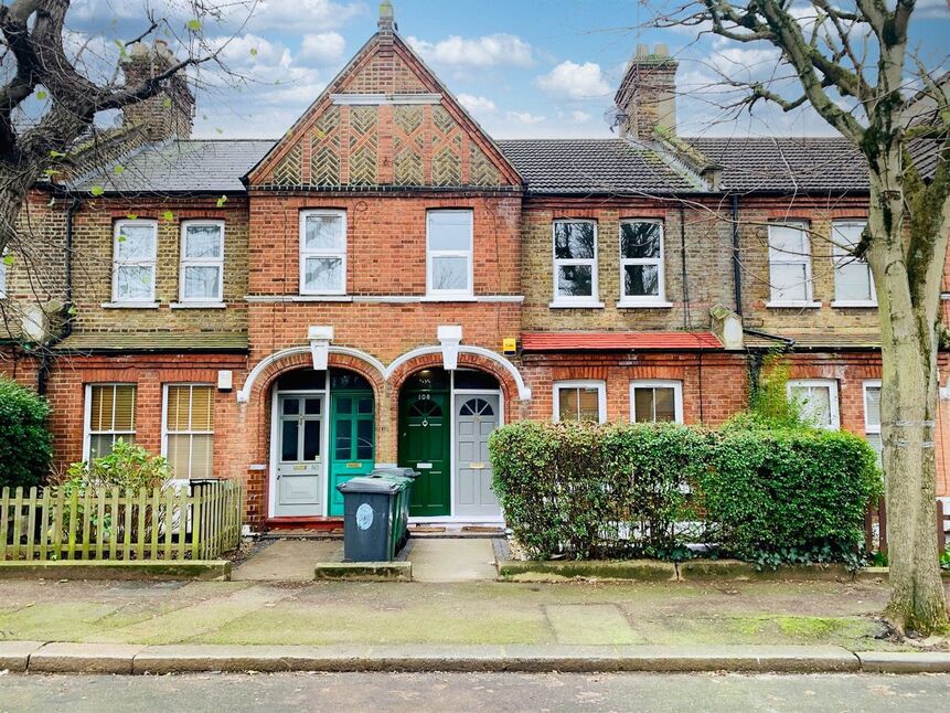 Main image of 3 bedroom  Flat for sale, Warner Road, Walthamstow, E17