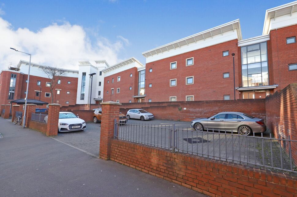 Main image of 1 bedroom  Flat for sale, Albion Street, Wolverhampton, West Midlands, WV1