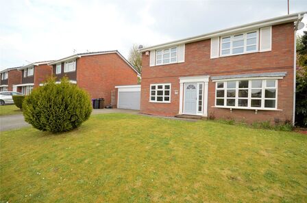 3 bedroom Detached House to rent