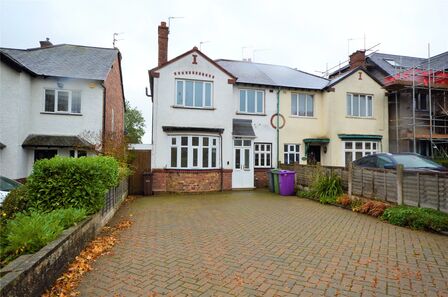 3 bedroom Semi Detached House to rent