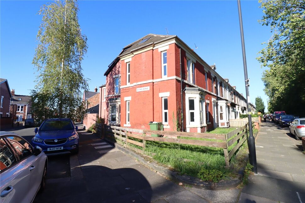 Main image of 3 bedroom  Flat for sale, Second Avenue, Newcastle upon Tyne, Tyne and Wear, NE6