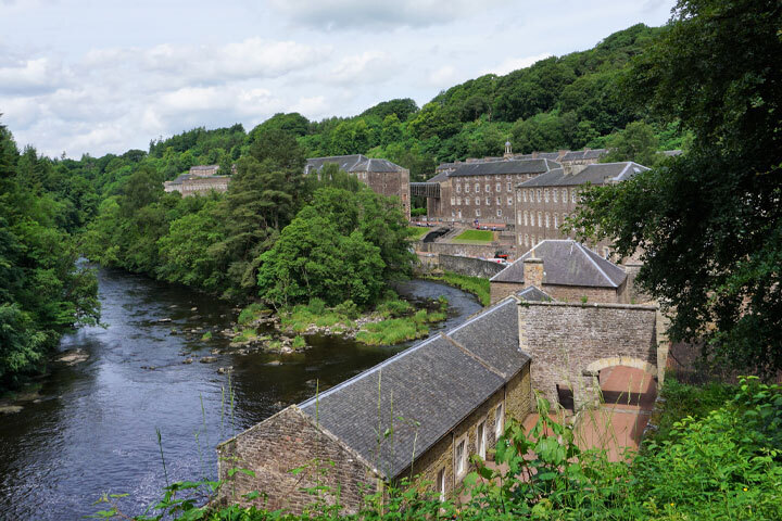 Why move to Lanark?